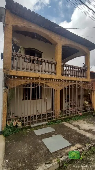 Foto 1 de Casa com 4 Quartos à venda, 360m² em Nossa Senhora do Carmo, Contagem