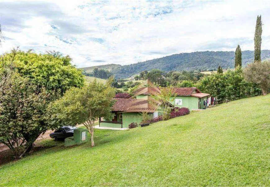 Foto 1 de Fazenda/Sítio com 2 Quartos à venda, 450m² em Batatuba, Piracaia