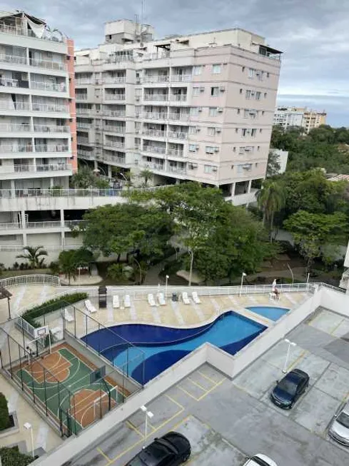 Foto 1 de Apartamento com 2 Quartos à venda, 60m² em Taquara, Rio de Janeiro