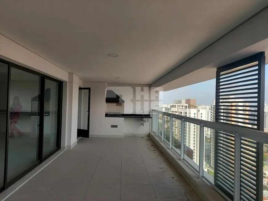 Foto 1 de Apartamento com 3 Quartos à venda, 178m² em Brooklin, São Paulo