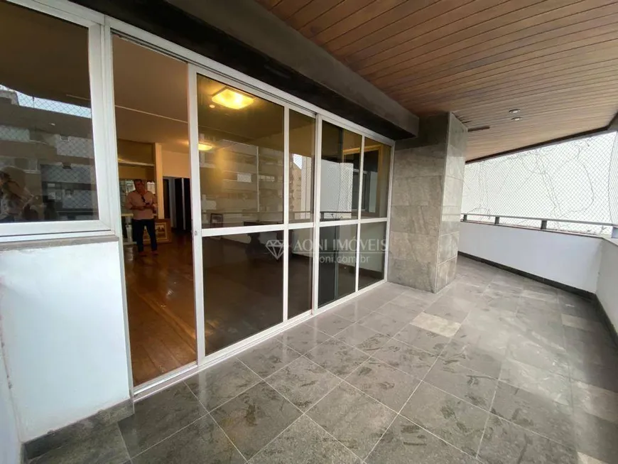 Foto 1 de Apartamento com 4 Quartos à venda, 260m² em Praia do Canto, Vitória