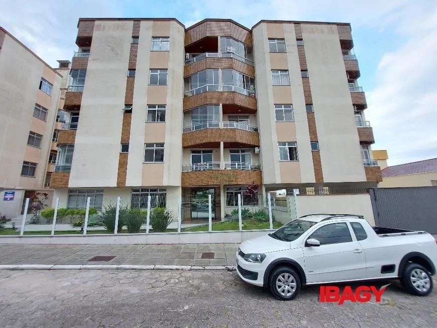 Foto 1 de Apartamento com 3 Quartos para alugar, 144m² em Capoeiras, Florianópolis
