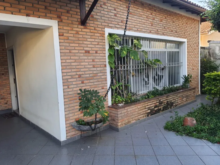 Foto 1 de Casa com 3 Quartos à venda, 200m² em Vila Betânia, São José dos Campos