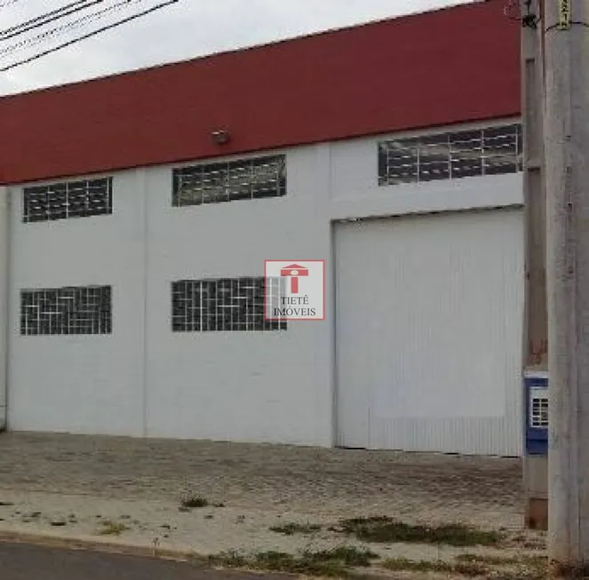 Foto 1 de Galpão/Depósito/Armazém para alugar, 841m² em Cajuru do Sul, Sorocaba