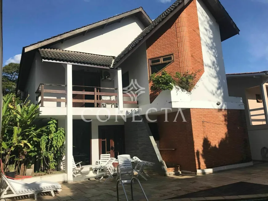 Foto 1 de Casa com 3 Quartos à venda, 300m² em Alphaville, Santana de Parnaíba