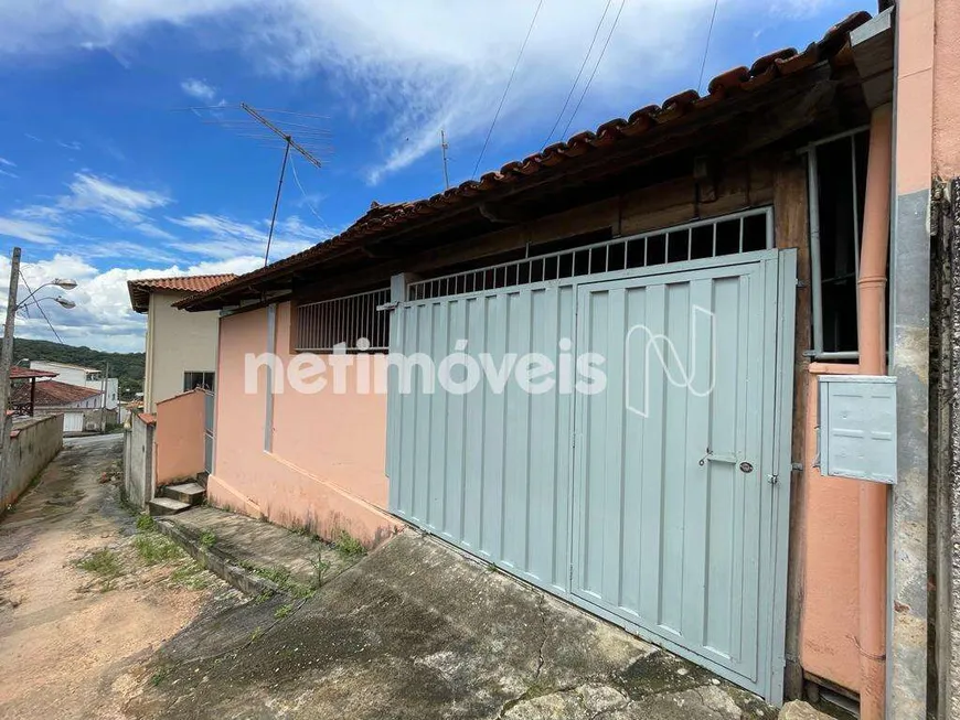 Foto 1 de Casa com 3 Quartos à venda, 360m² em São Judas Tadeu, Florestal