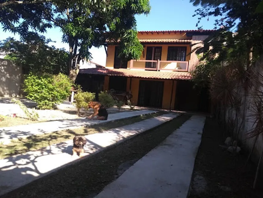Foto 1 de Casa com 5 Quartos à venda, 220m² em Itaipu, Niterói