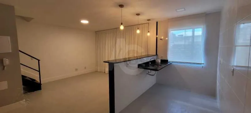 Foto 1 de Casa de Condomínio com 2 Quartos à venda, 97m² em Irajá, Rio de Janeiro