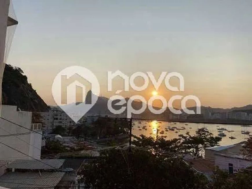 Casa na Avenida São Sebastião, Urca em Rio de Janeiro, por R 2.100.000