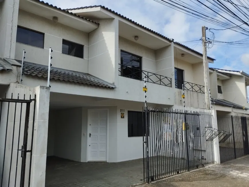 Foto 1 de Casa com 3 Quartos à venda, 120m² em Oficinas, Ponta Grossa