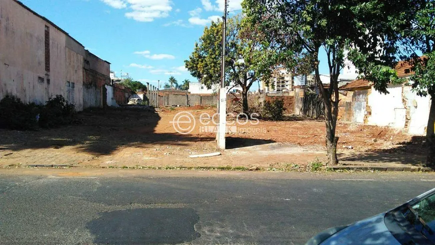 Foto 1 de Lote/Terreno à venda, 1751m² em Martins, Uberlândia