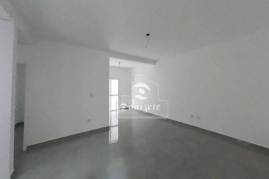 Foto 1 de Apartamento com 2 Quartos à venda, 52m² em Vila Pires, Santo André