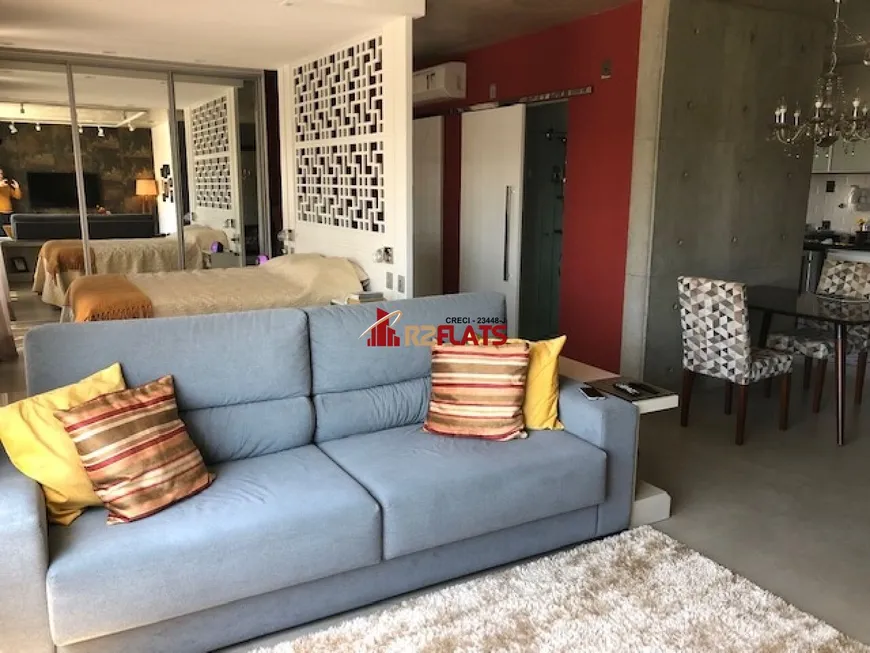 Foto 1 de Apartamento com 1 Quarto para alugar, 72m² em Vila Olímpia, São Paulo