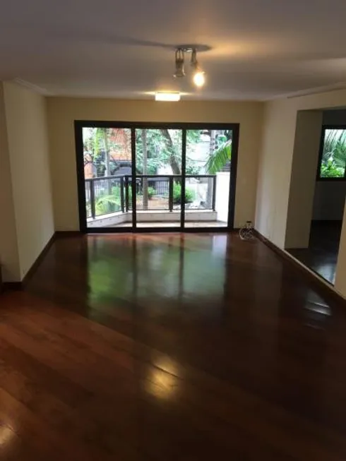 Foto 1 de Apartamento com 4 Quartos à venda, 246m² em Itaim Bibi, São Paulo