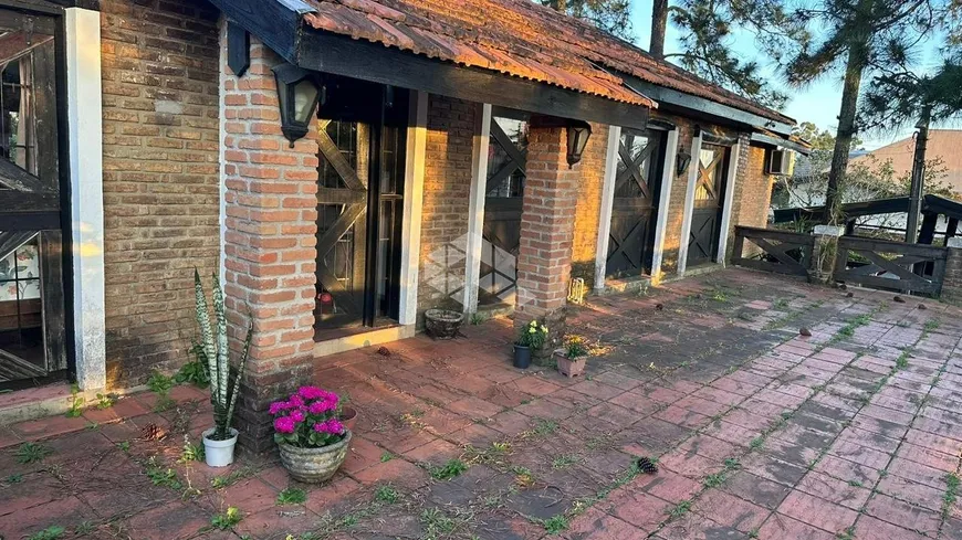 Foto 1 de Casa com 3 Quartos à venda, 130m² em Lomba do Pinheiro, Porto Alegre