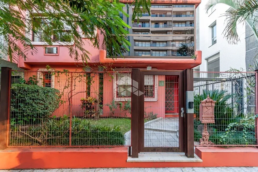 Foto 1 de Apartamento com 2 Quartos à venda, 160m² em Auxiliadora, Porto Alegre