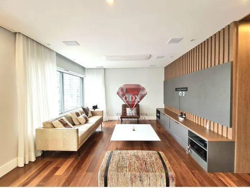 Foto 1 de Apartamento com 3 Quartos à venda, 192m² em Campo Belo, São Paulo