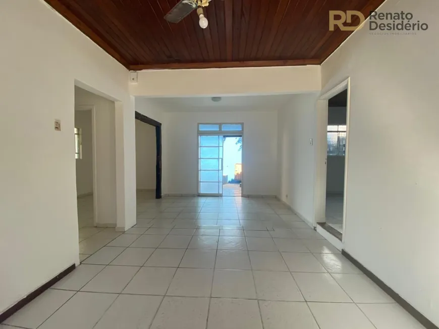 Foto 1 de Casa com 3 Quartos à venda, 460m² em Pompéia, Belo Horizonte