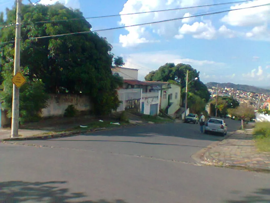 Foto 1 de Lote/Terreno para venda ou aluguel, 500m² em Suzana, Belo Horizonte