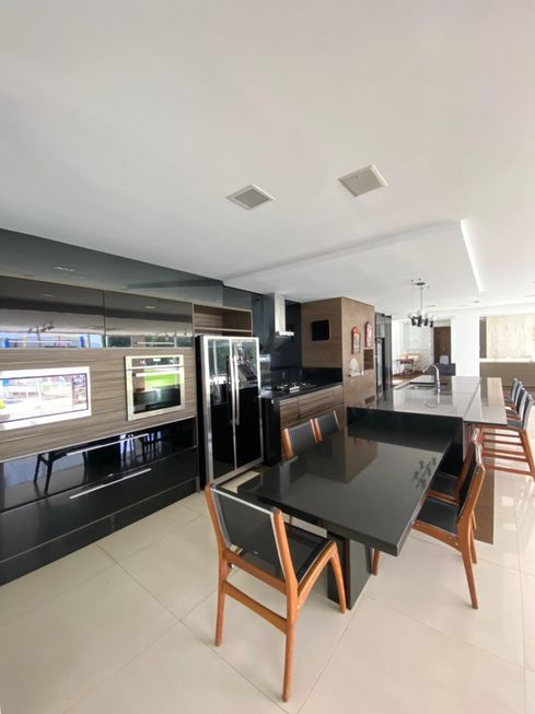 Foto 1 de Casa de Condomínio com 5 Quartos à venda, 590m² em Residencial Alphaville Flamboyant, Goiânia