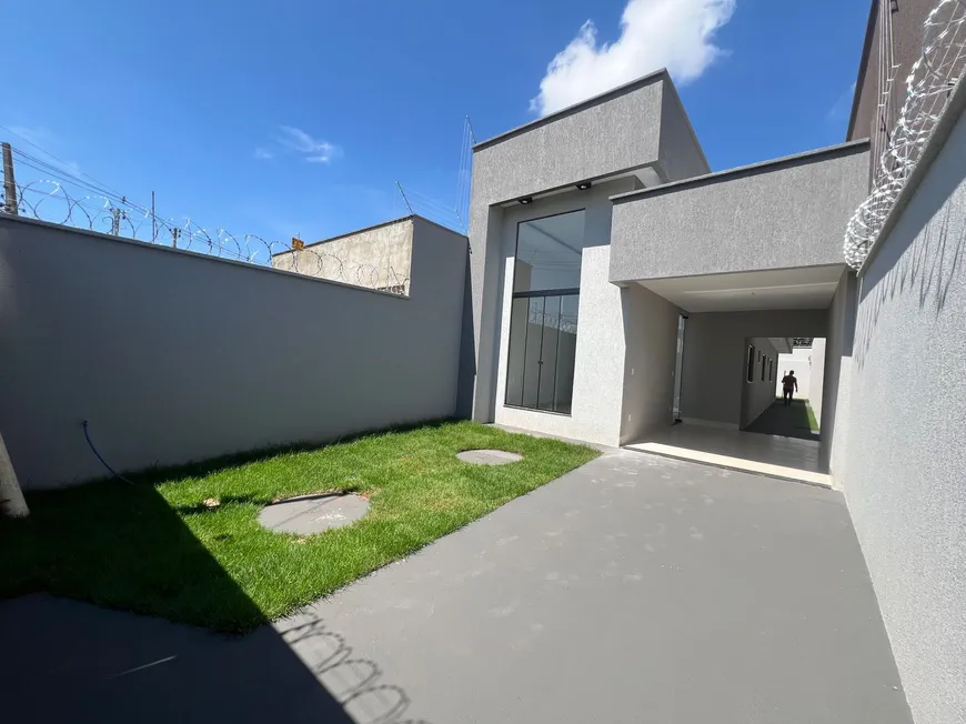 Foto 1 de Casa com 3 Quartos à venda, 115m² em Buriti Sereno, Aparecida de Goiânia