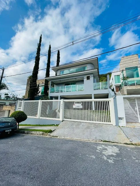 Foto 1 de Imóvel Comercial com 4 Quartos para alugar, 415m² em Castelo, Belo Horizonte