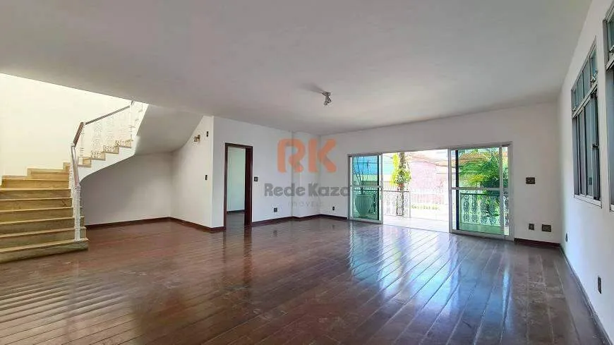 Foto 1 de Casa com 5 Quartos à venda, 360m² em Ouro Preto, Belo Horizonte