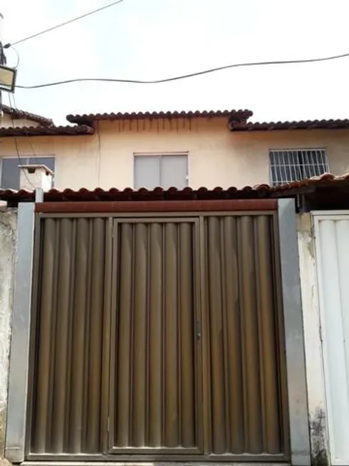 Foto 1 de Casa com 2 Quartos à venda, 68m² em Vista Alegre, São Gonçalo