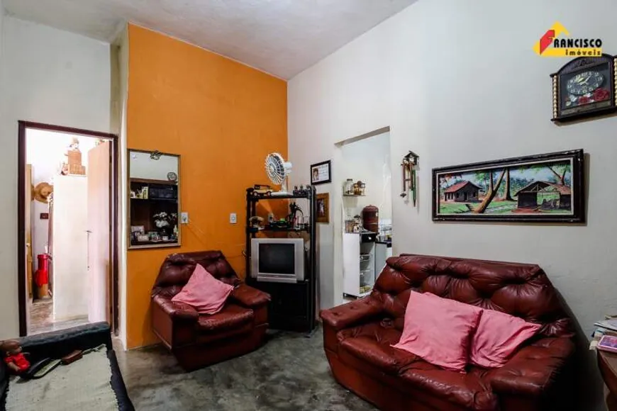 Foto 1 de Casa com 2 Quartos à venda, 65m² em Eldorado, Divinópolis