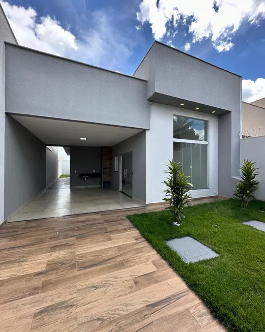 Foto 1 de Casa com 2 Quartos à venda, 154m² em Parque Ipe, Feira de Santana