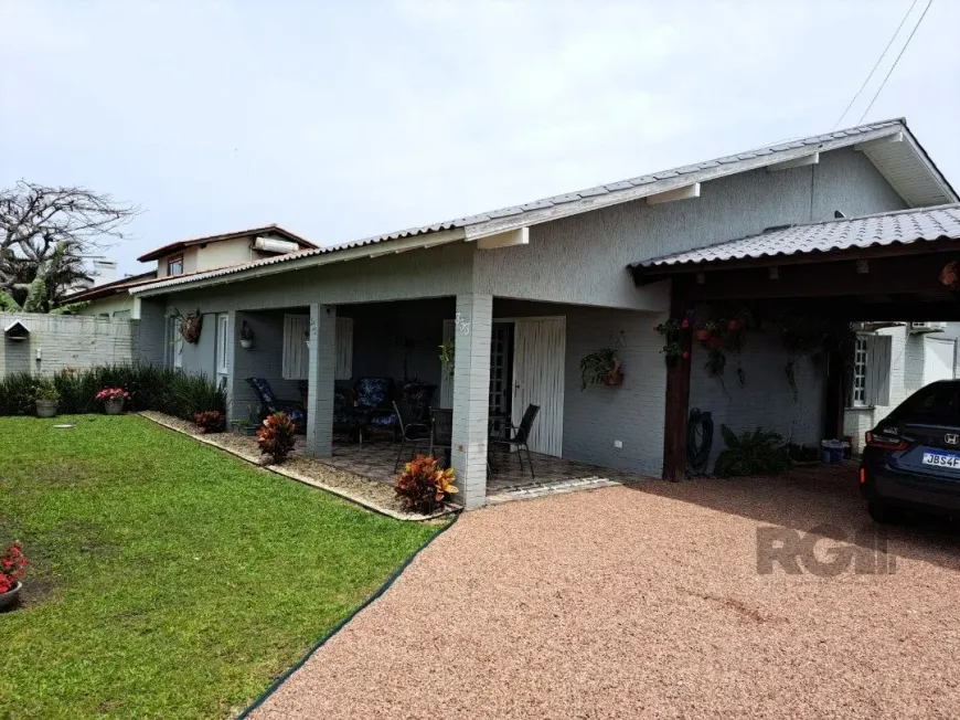 Foto 1 de Casa com 3 Quartos à venda, 145m² em Atlantida, Xangri-lá