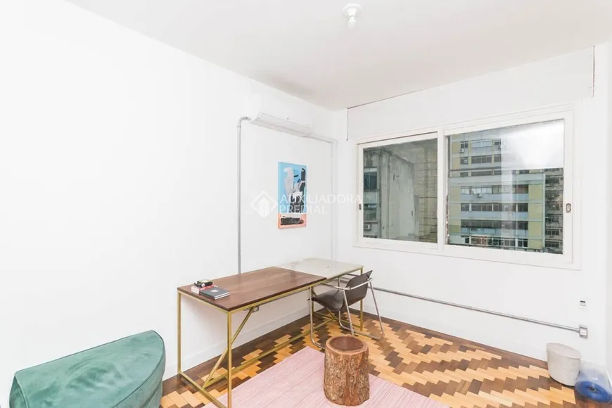 Foto 1 de Apartamento com 1 Quarto para alugar, 45m² em Centro Histórico, Porto Alegre