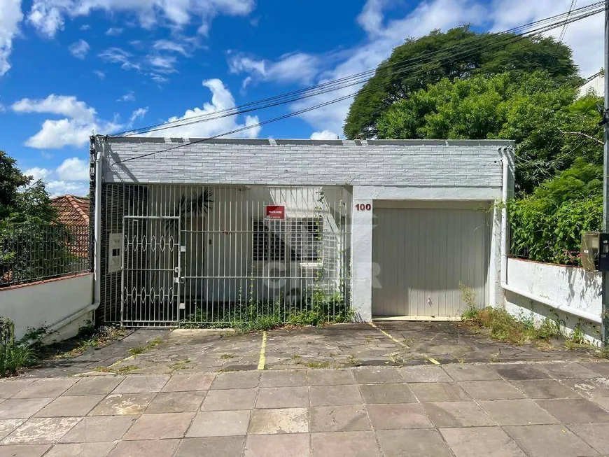 Foto 1 de Casa de Condomínio com 3 Quartos para alugar, 300m² em Higienópolis, Porto Alegre