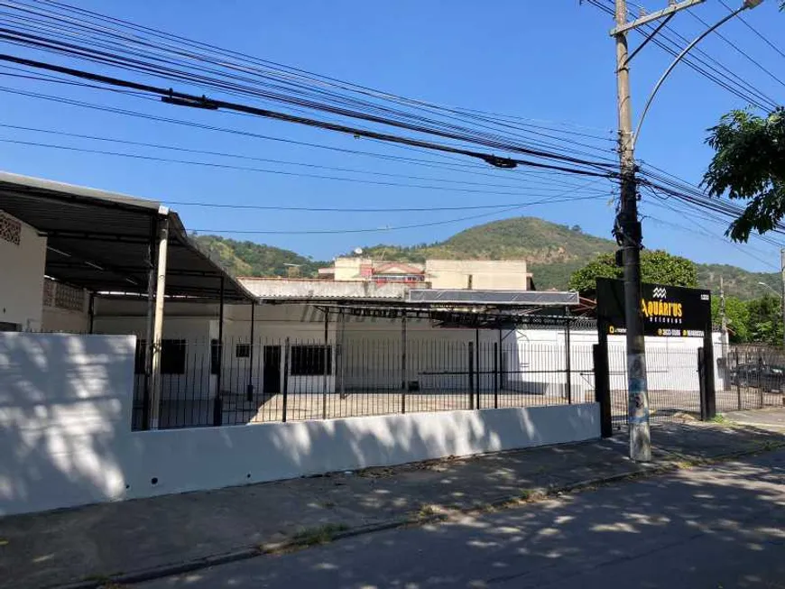 Foto 1 de Lote/Terreno à venda, 490m² em Jardim Sulacap, Rio de Janeiro