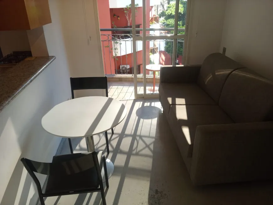 Foto 1 de Apartamento com 1 Quarto para alugar, 46m² em Vila Olímpia, São Paulo