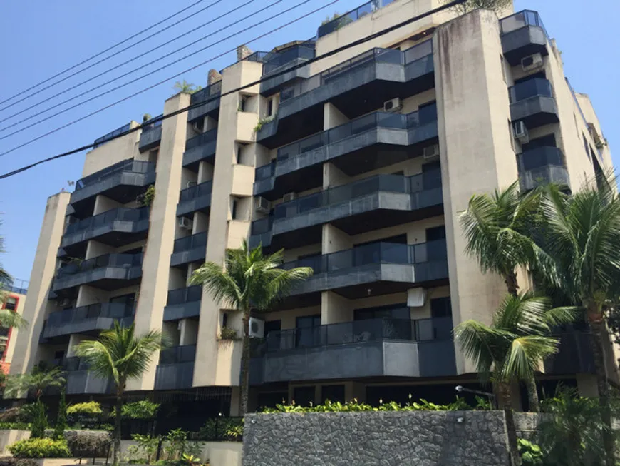Foto 1 de Apartamento com 4 Quartos à venda, 115m² em Enseada, Guarujá