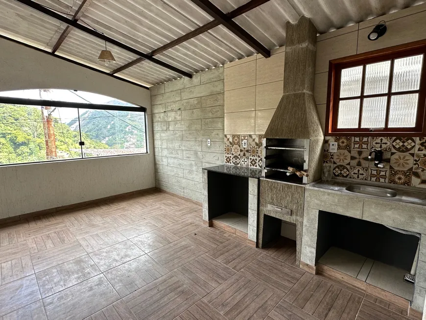 Foto 1 de Casa com 3 Quartos à venda, 80m² em Centro, Petrópolis
