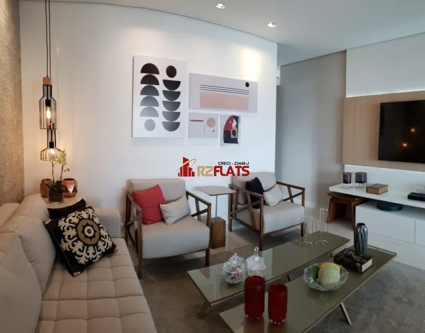 Foto 1 de Flat com 2 Quartos à venda, 84m² em Itaim Bibi, São Paulo