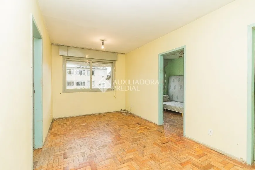 Foto 1 de Apartamento com 1 Quarto à venda, 40m² em Jardim Leopoldina, Porto Alegre