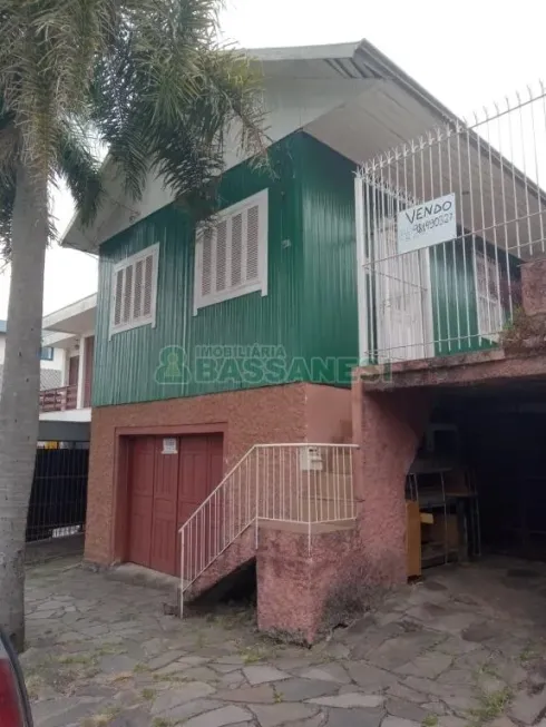 Foto 1 de Casa com 3 Quartos à venda, 132m² em Medianeira, Caxias do Sul