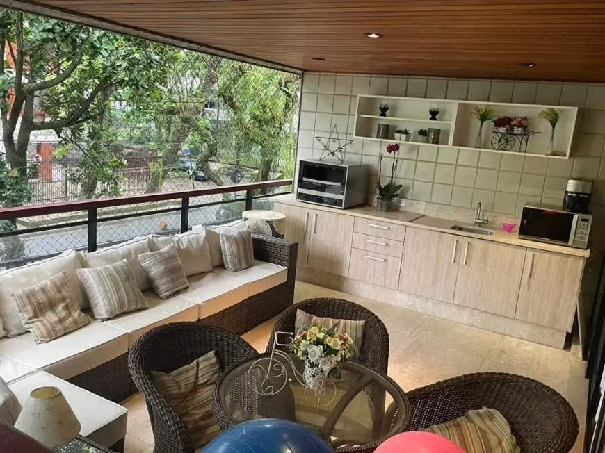 Foto 1 de Apartamento com 3 Quartos à venda, 170m² em Jardim Oceanico, Rio de Janeiro