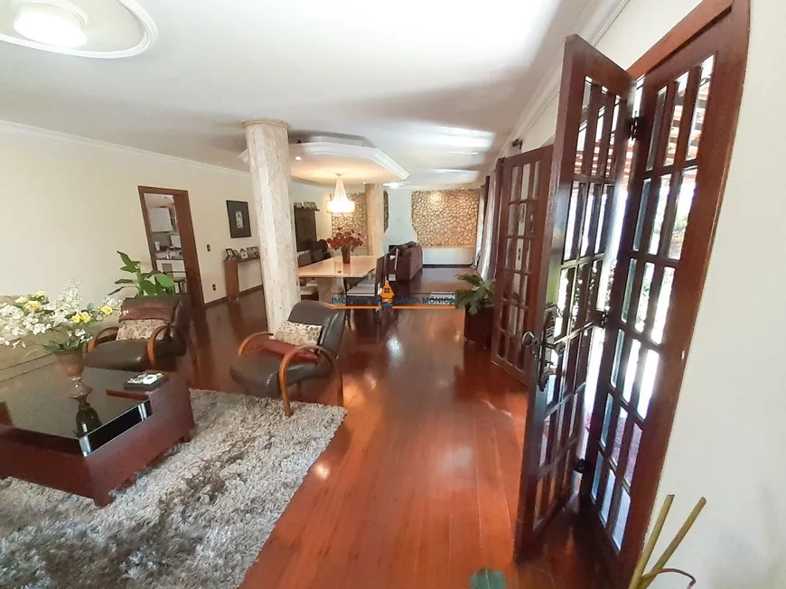 Foto 1 de Casa com 3 Quartos à venda, 492m² em Santa Mônica, Belo Horizonte