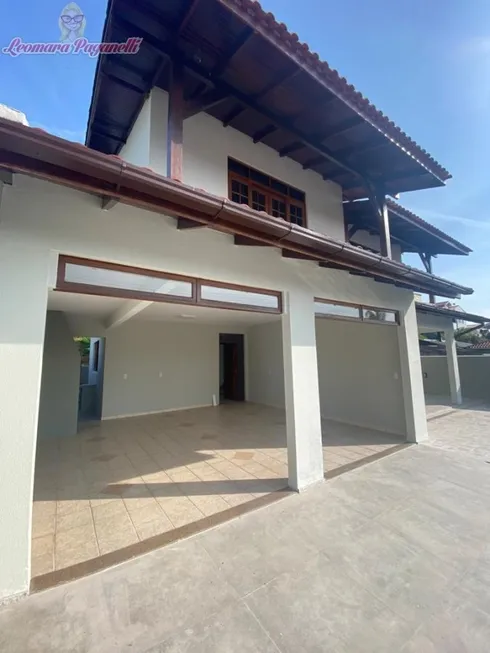 Foto 1 de Casa com 3 Quartos à venda, 196m² em Pagani, Palhoça