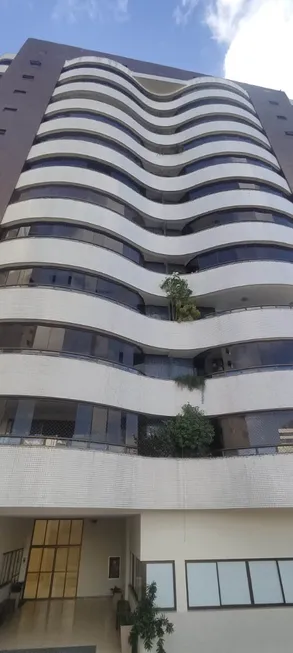 Foto 1 de Apartamento com 3 Quartos à venda, 135m² em Alphaville I, Salvador