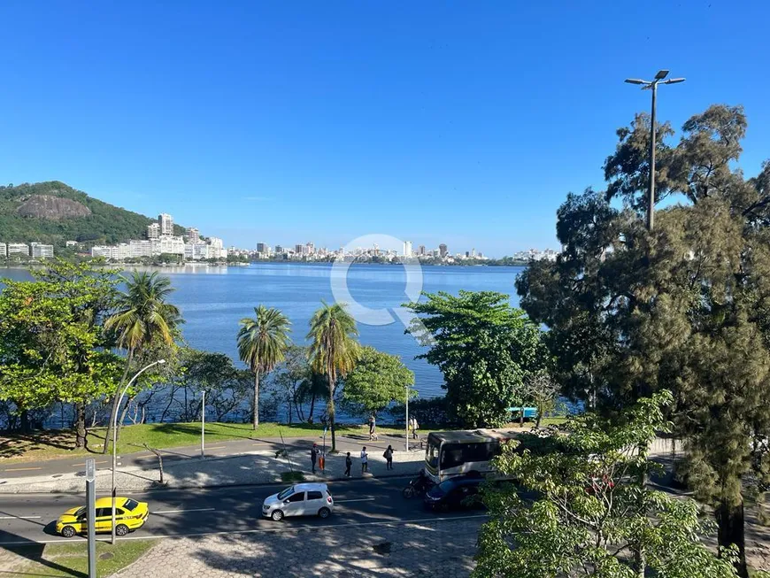 Foto 1 de Apartamento com 2 Quartos à venda, 75m² em Lagoa, Rio de Janeiro