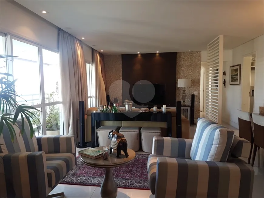 Foto 1 de Apartamento com 4 Quartos à venda, 154m² em Campo Belo, São Paulo