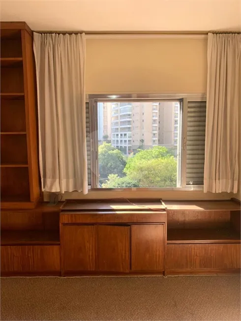 Foto 1 de Apartamento com 3 Quartos à venda, 188m² em Paraíso, São Paulo