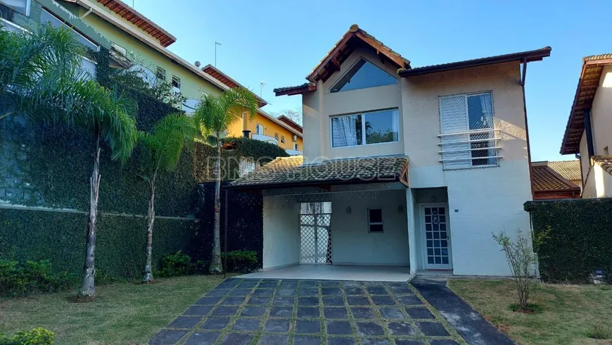 Foto 1 de Casa com 3 Quartos à venda, 200m² em Granja Viana, Cotia