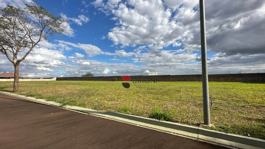 Foto 1 de Lote/Terreno à venda, 1600m² em Condominio Fazenda Santa Maria, Cravinhos