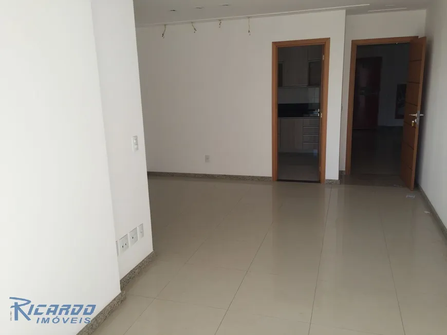 Foto 1 de Apartamento com 4 Quartos à venda, 98m² em Itapuã, Vila Velha